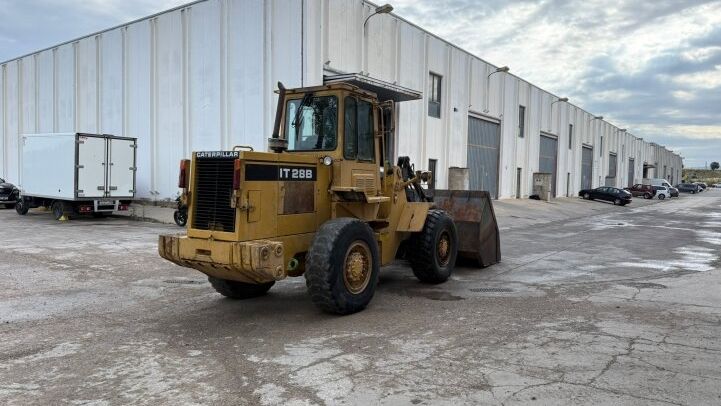 CATERPILLAR IT28B **HIGH DUMP**